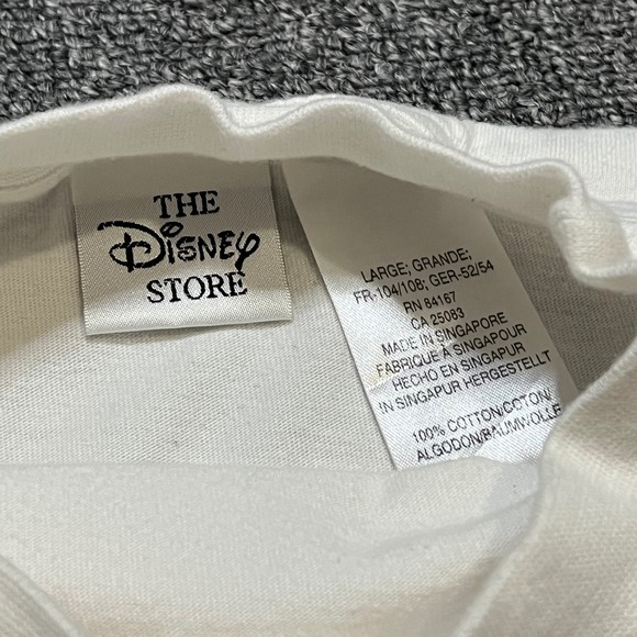 Disney Store Mickey Minnie Mouse Ice Skating Pocket T-Shirt L White Long Sleeve - Picture 3 of 10